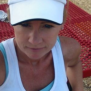 Meet your Posher, Keeley